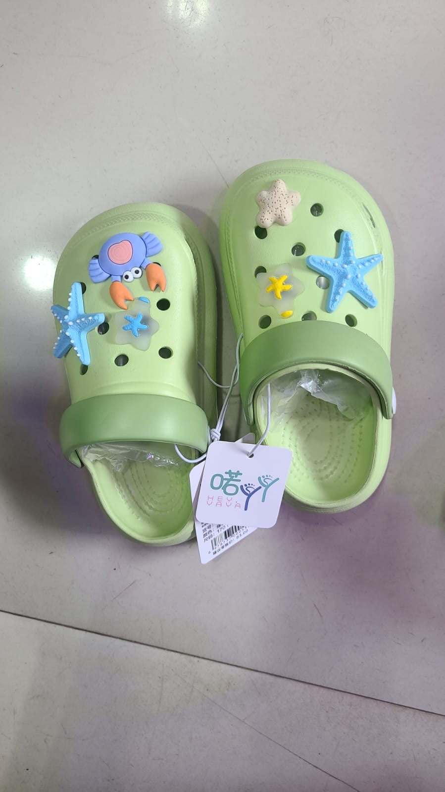 Star crocs