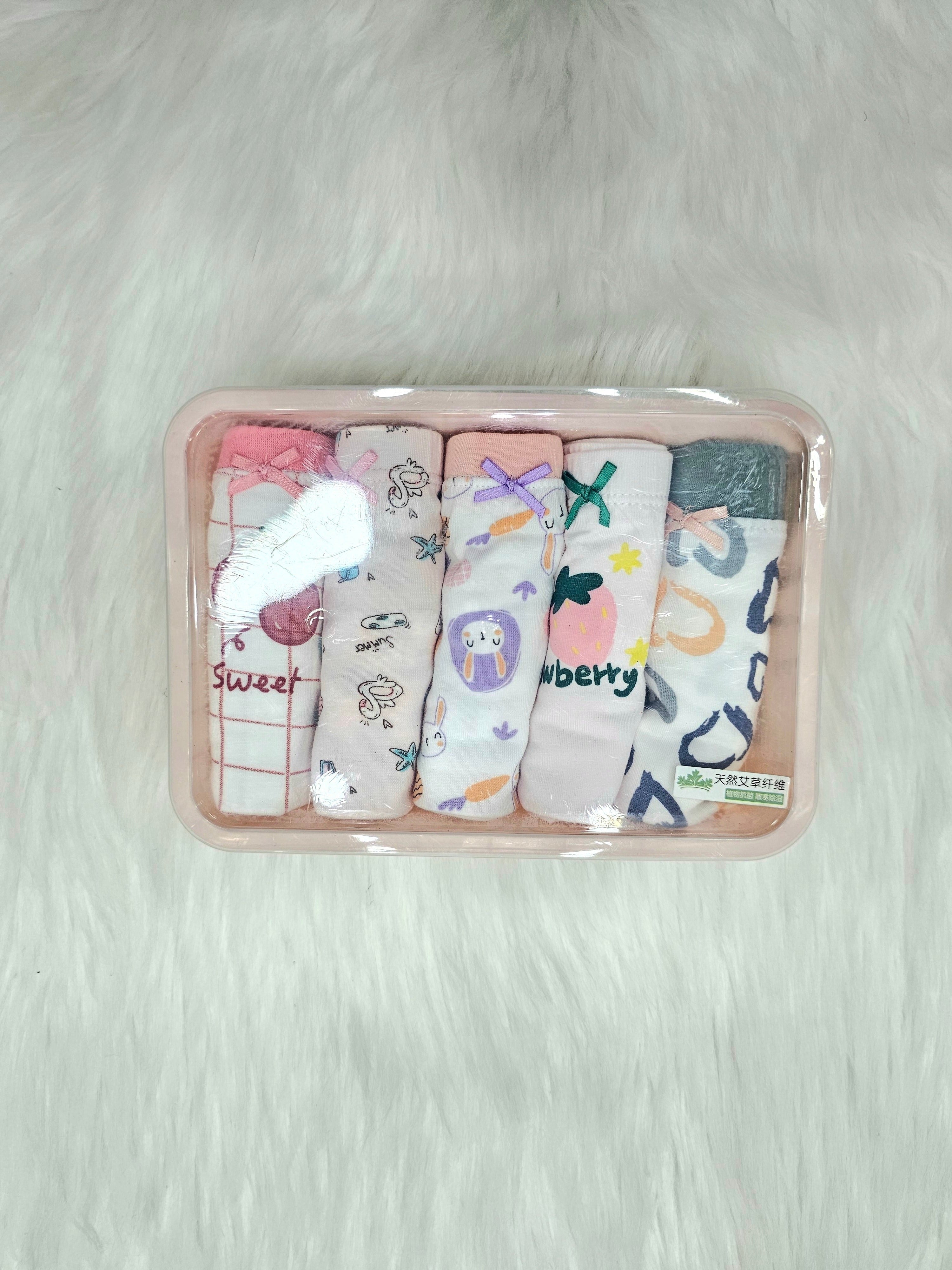 Girls Assorted Boxer set