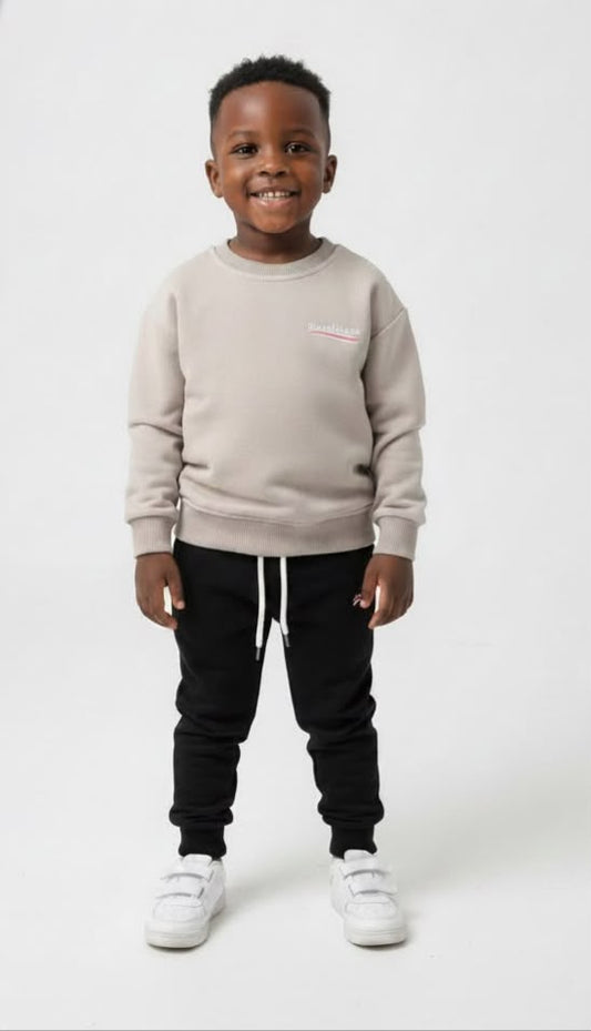 Grey sweat shirt