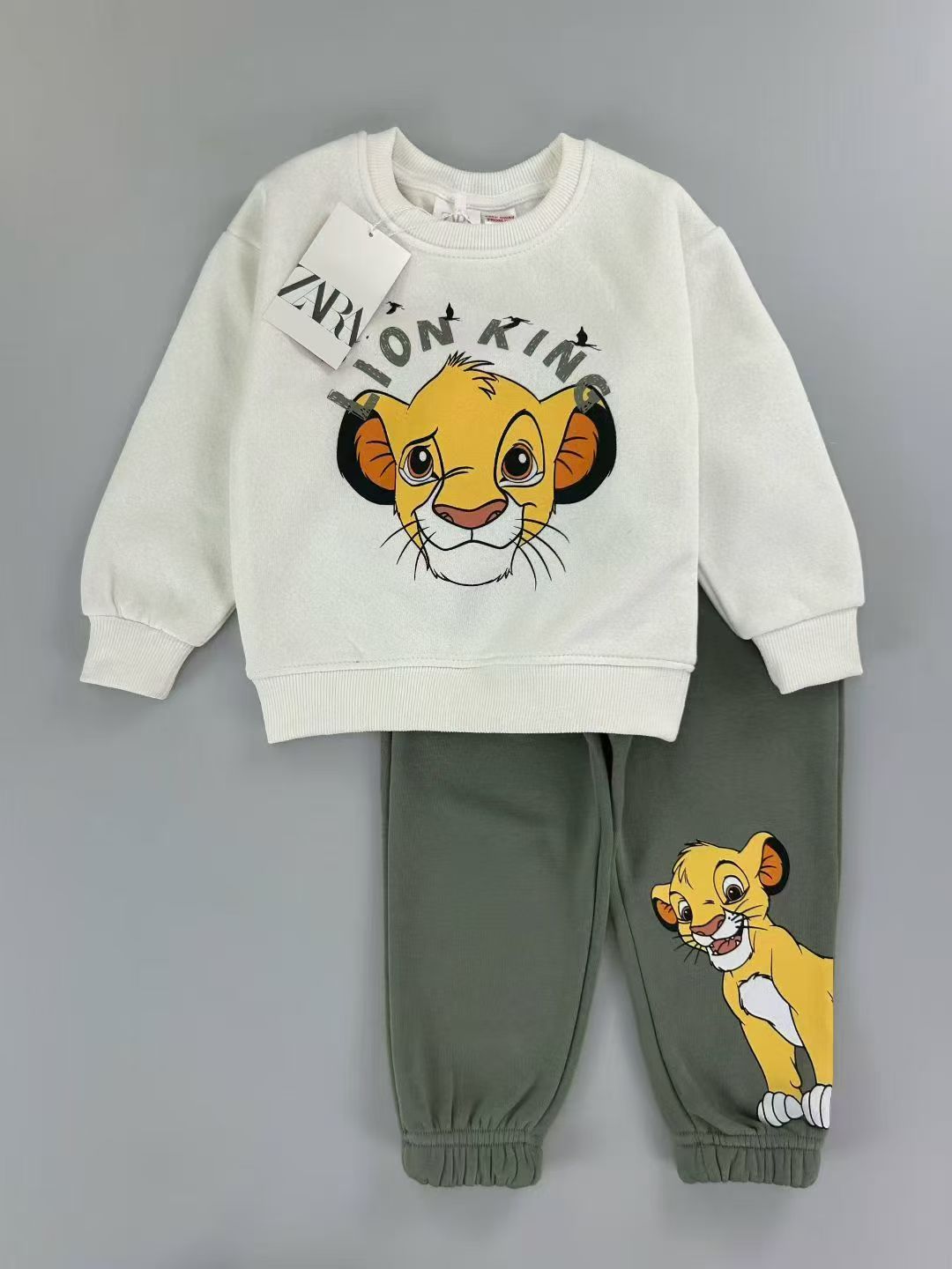 Cream and green hakuna matata set