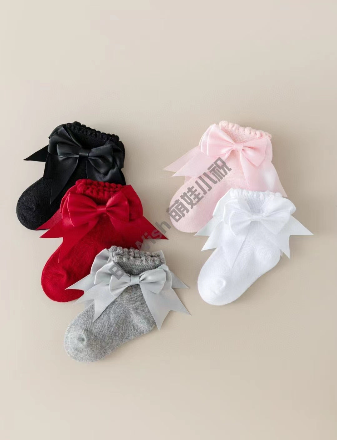 Girls socks with ribbon